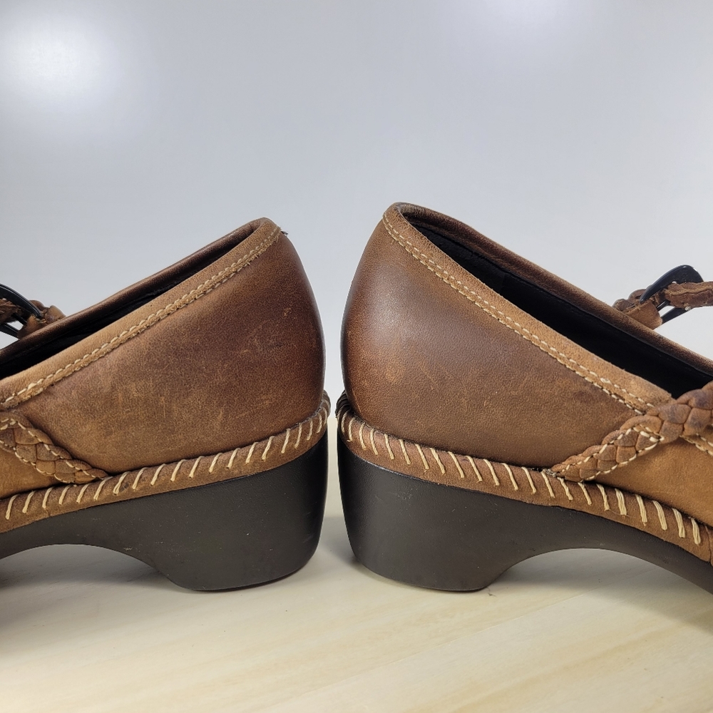 ECCO Sussex Brown Leather Floral Tooled Mary Jane Clogs Women’s size EU 39 - Picture 16 of 16